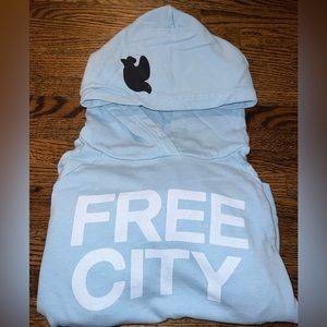 MEDIUM POWDER BLUE FREE CITY HOODIE